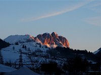 01 - i primi raggi di sole riscaldano le Dolomiti